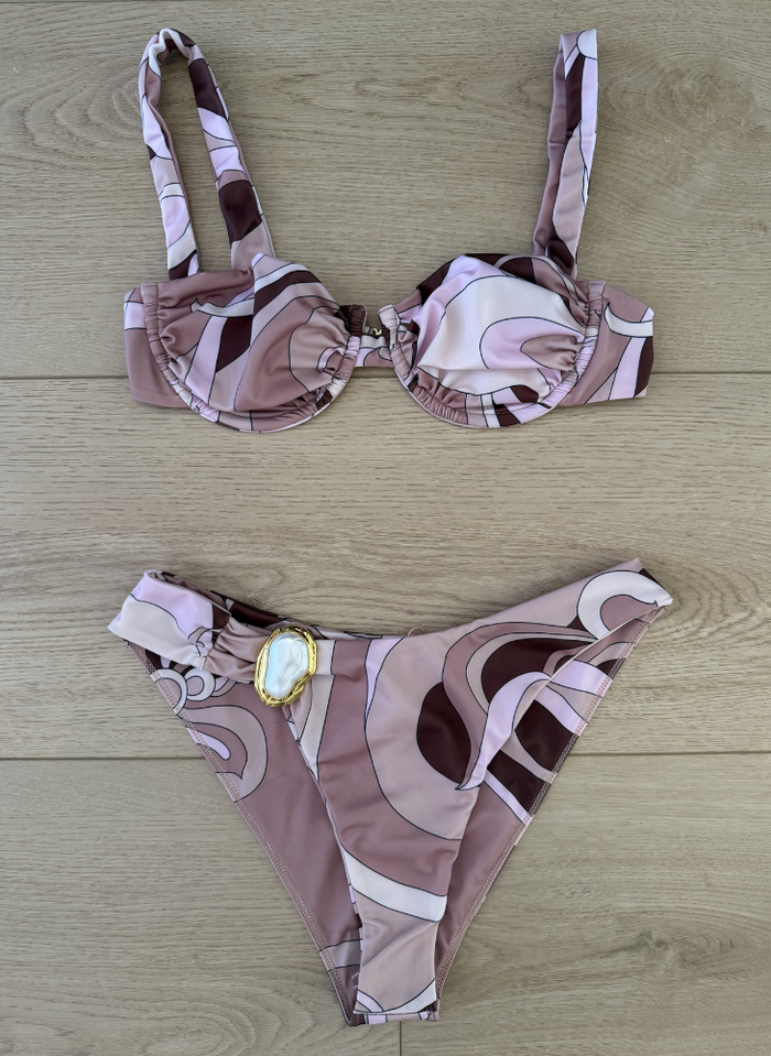 Ariel Top & Corazon Bottom