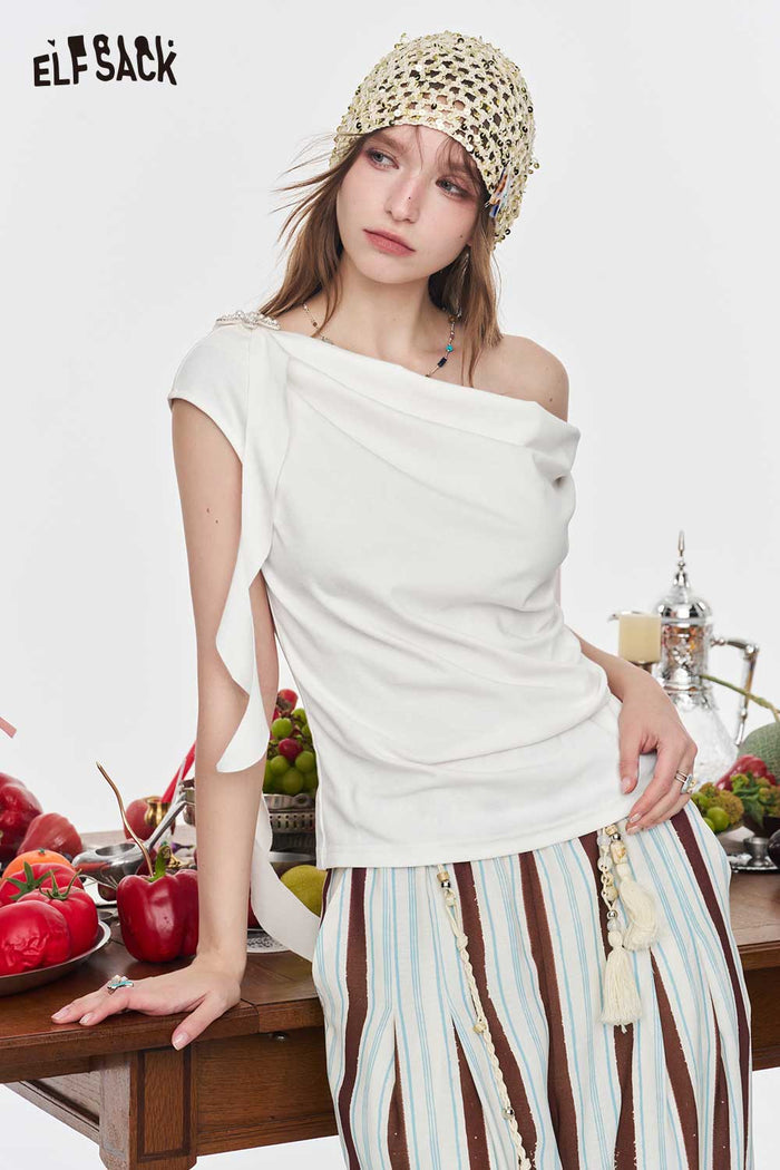 ELFSACK Asymmetric Off Shoulder Draped White Tee