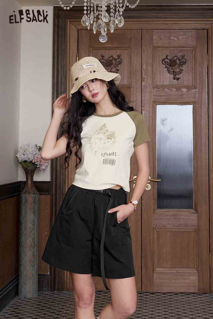 ELFSACK Belted A-Line Woven Cargo Shorts