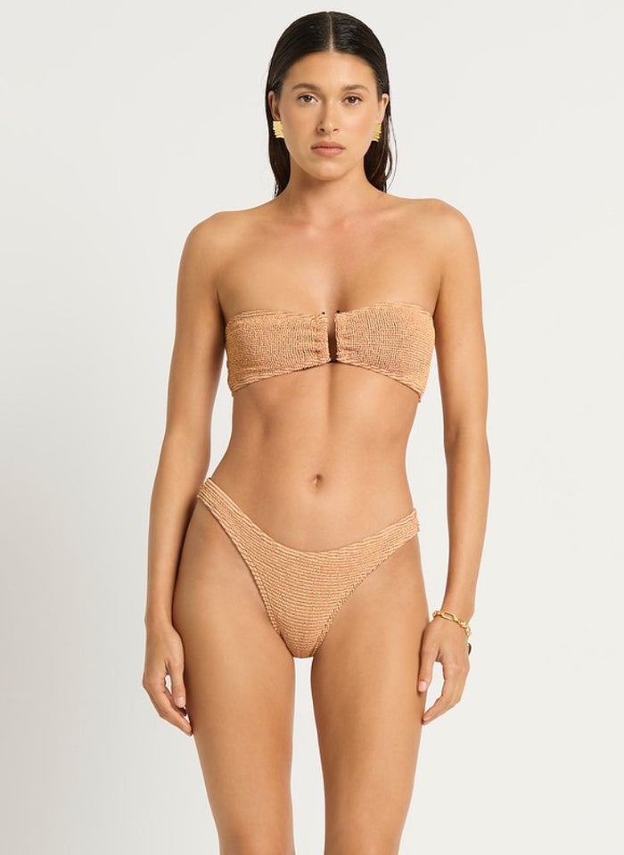 Blake Bandeau & Sign Brief