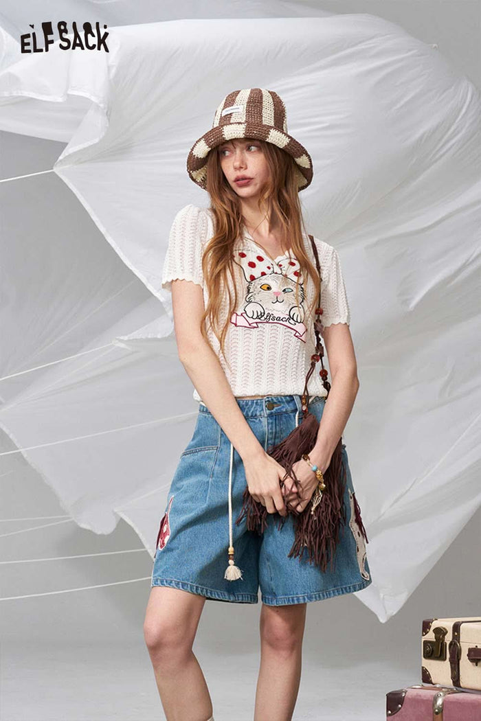 ELFSACK Cat Embroidery Knitted V-Neck Top