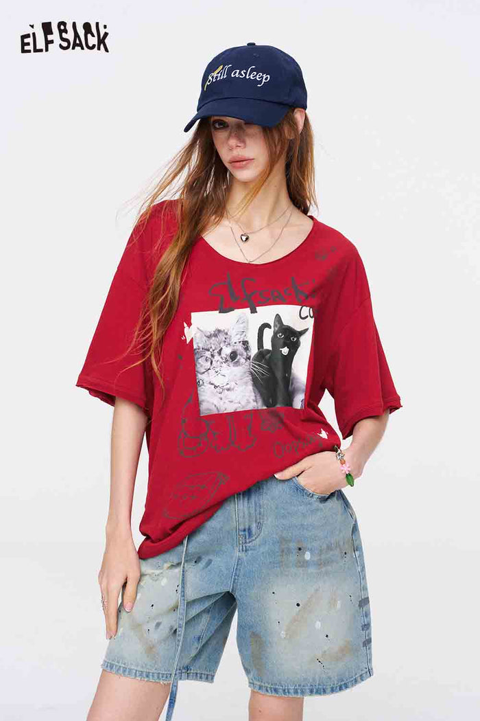 ELFSACK Cat Print Graffiti Oversized T-Shirt