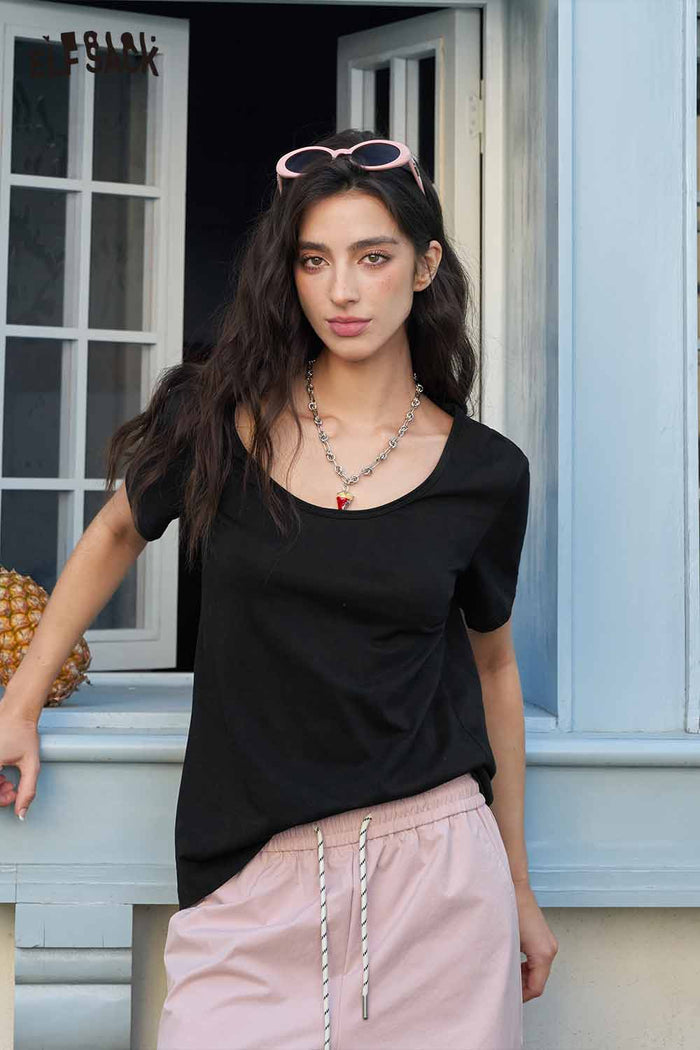 ELFSACK Classic Loose Solid Large Neckline Short Sleeve Tshirt