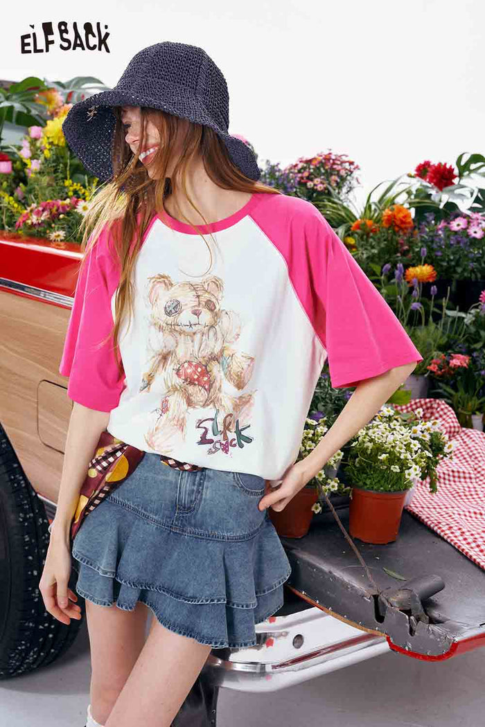ELFSACK Contrast Sleeve Huggy Bear Oversized Tee