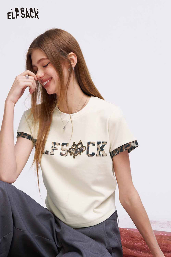 ELFSACK Cream T Shirt with Leopard Print Logo