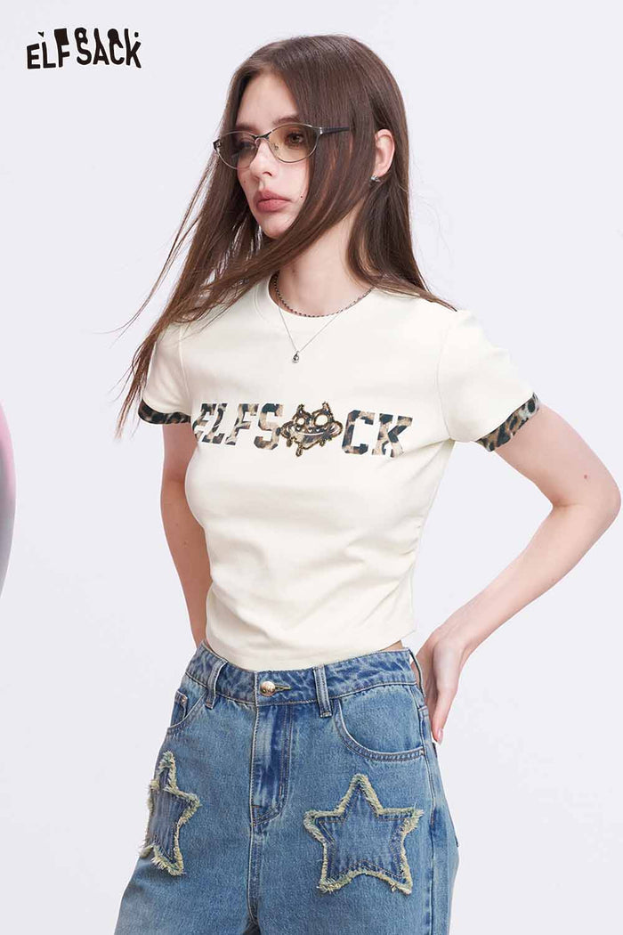 ELFSACK Cream T Shirt with Leopard Print Logo