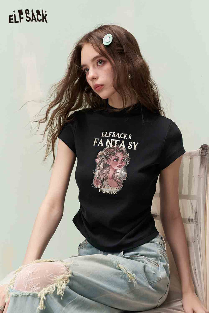 ELFSACK Cropped Fitted Tshirt with Graphic Print