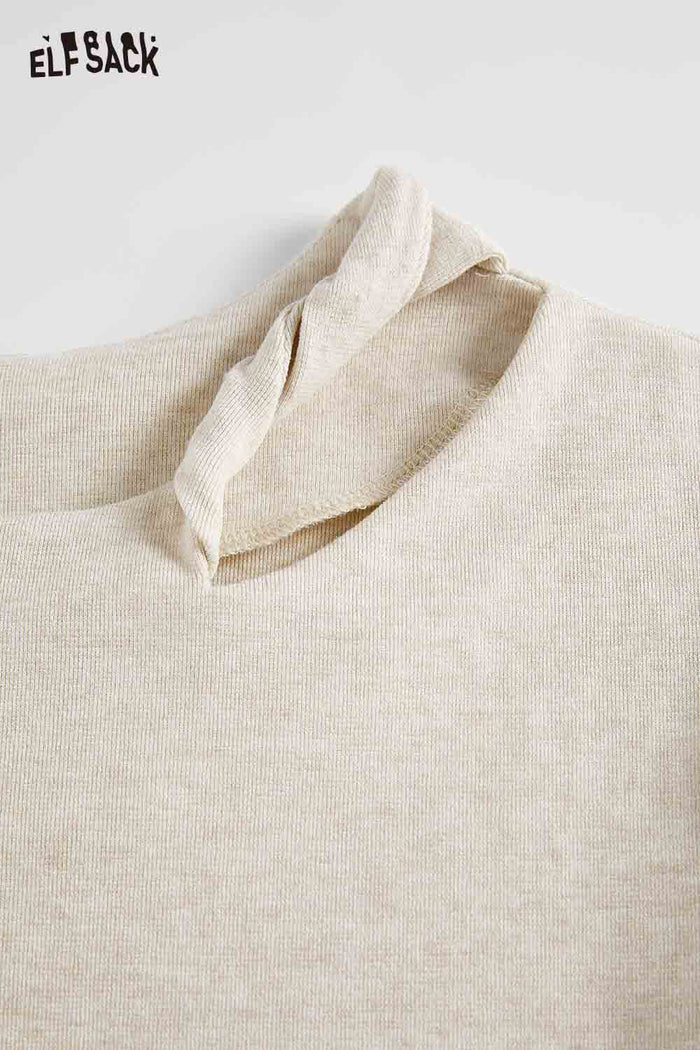 ELFSACK Cutout Shoulder Ruched Slim Fit Tee