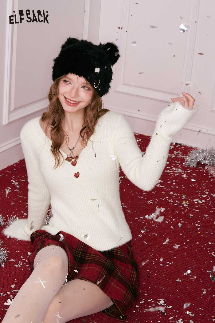 ELFSACK Elegant Solid Fitting Two Button V Neck Sweater