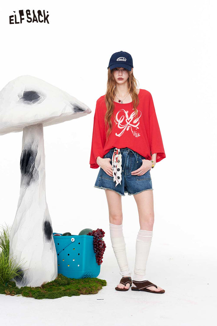 ELFSACK Graffiti Heart Oversized Half-Sleeve Tee