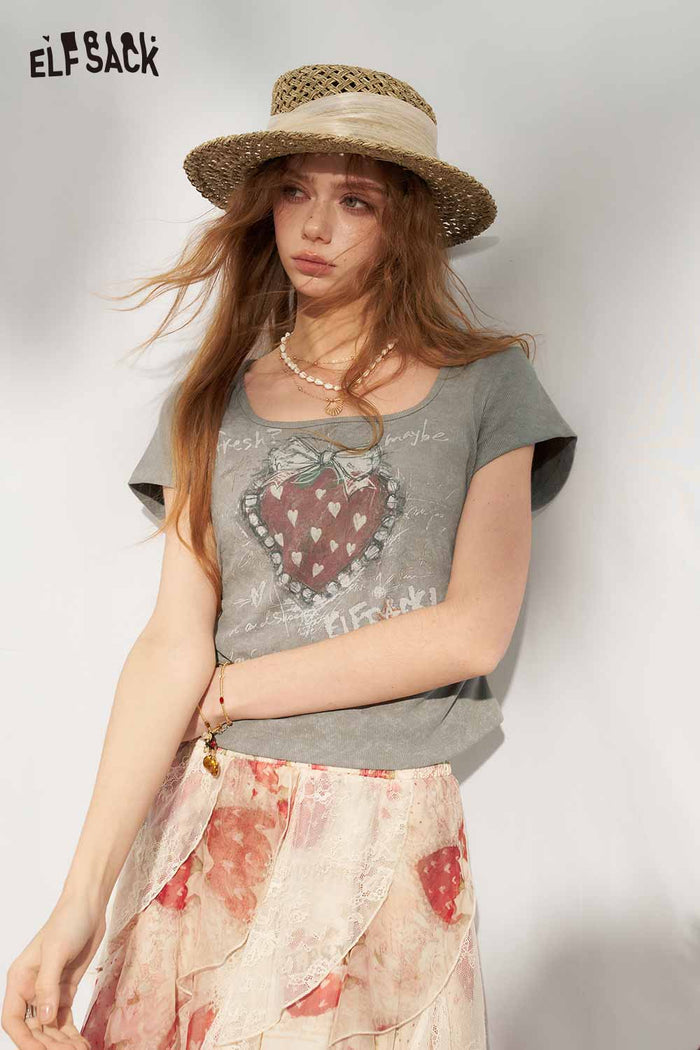 ELFSACK Graffiti Strawberry Ruched Waist Tee