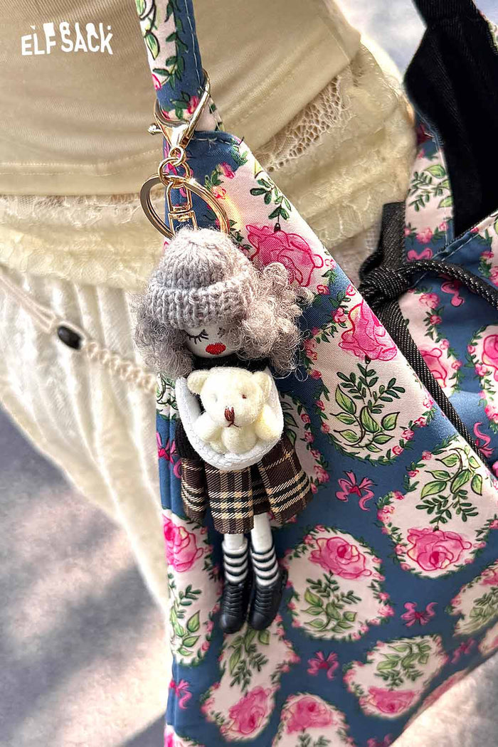 ELFSACK Handcrafted Soft Doll Charm Artistic Details Multifunctional Key Ring