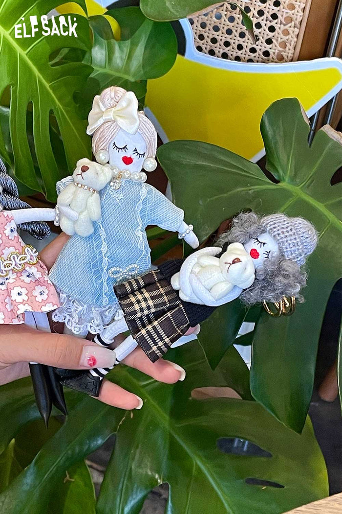 ELFSACK Handcrafted Soft Doll Charm Artistic Details Multifunctional Key Ring