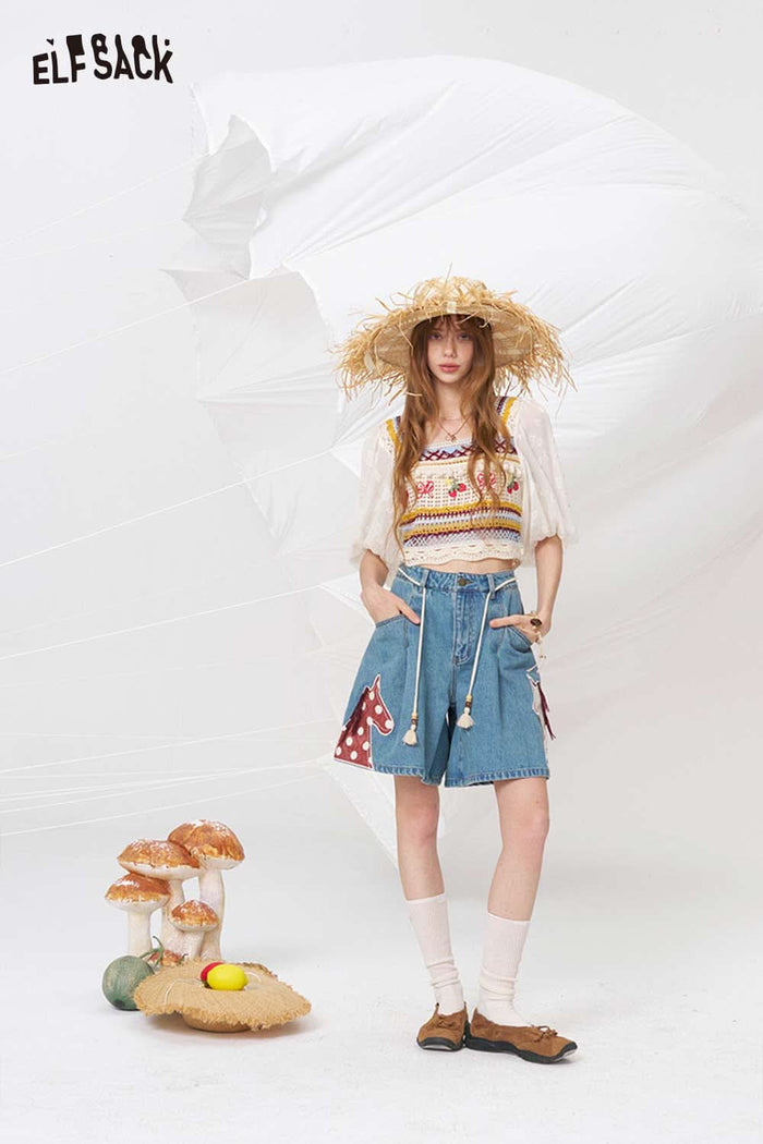ELFSACK Horse Patch Denim Shorts