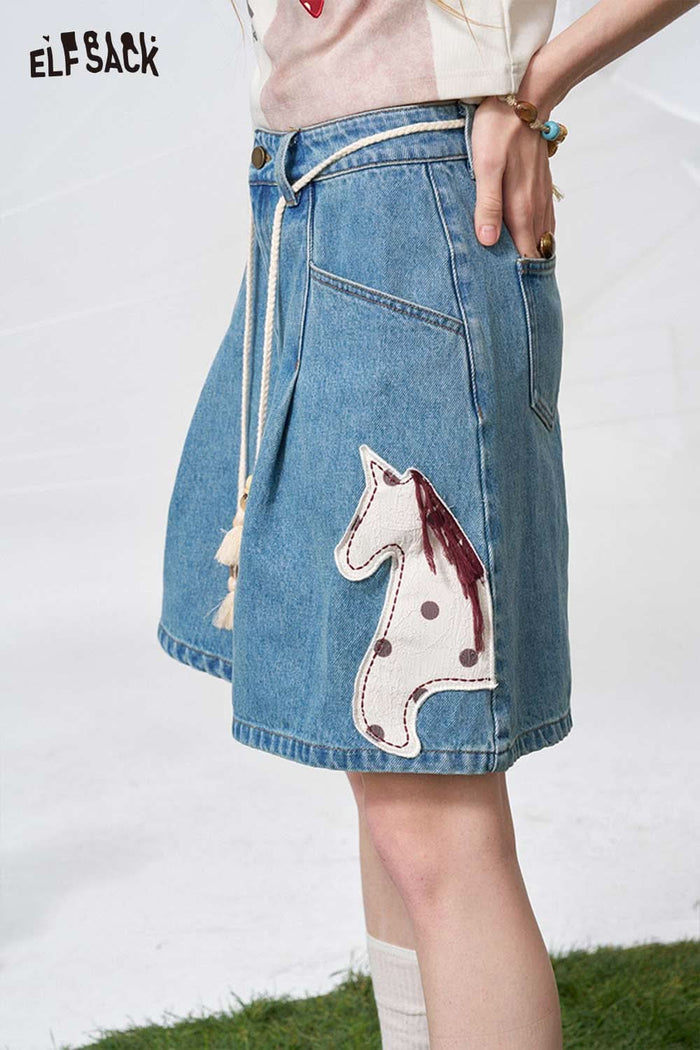 ELFSACK Horse Patch Denim Shorts