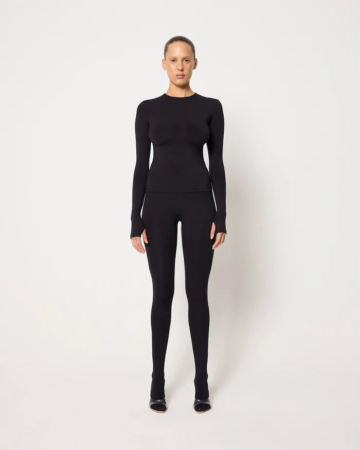 Long Sleeve Thumb Hole Tee | Black