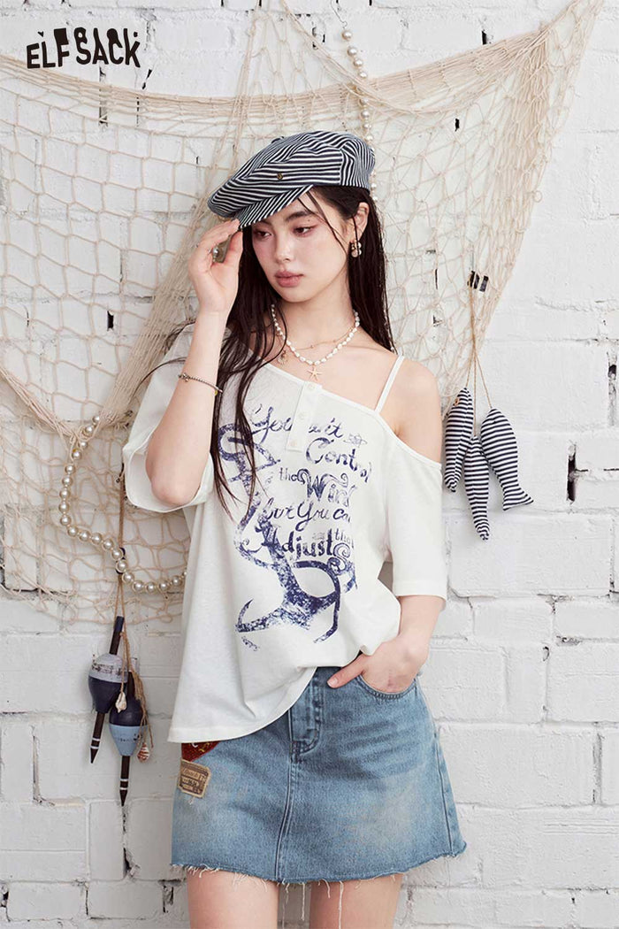 ELFSACK Off-Shoulder Asymmetrical Strap Graphic T-Shirt