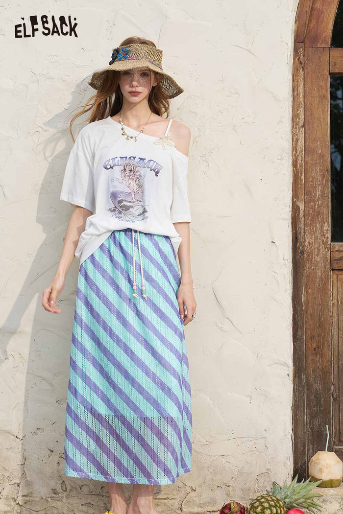 ELFSACK Off Shoulder Graphic Tee Striped Skirt Set