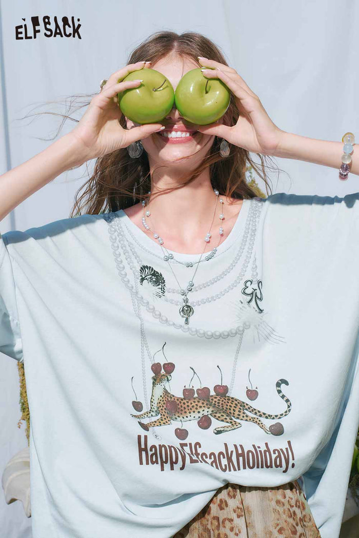 ELFSACK Oversized Pearl Detail Graphic Tee