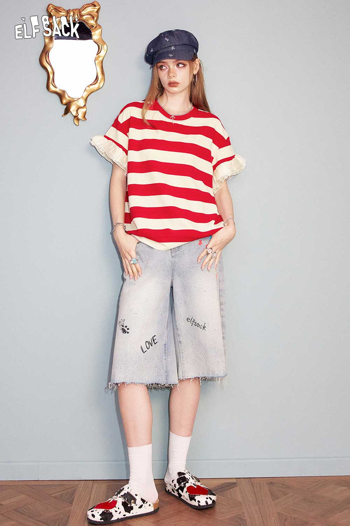 ELFSACK Retro Red White Striped Oversized Tee