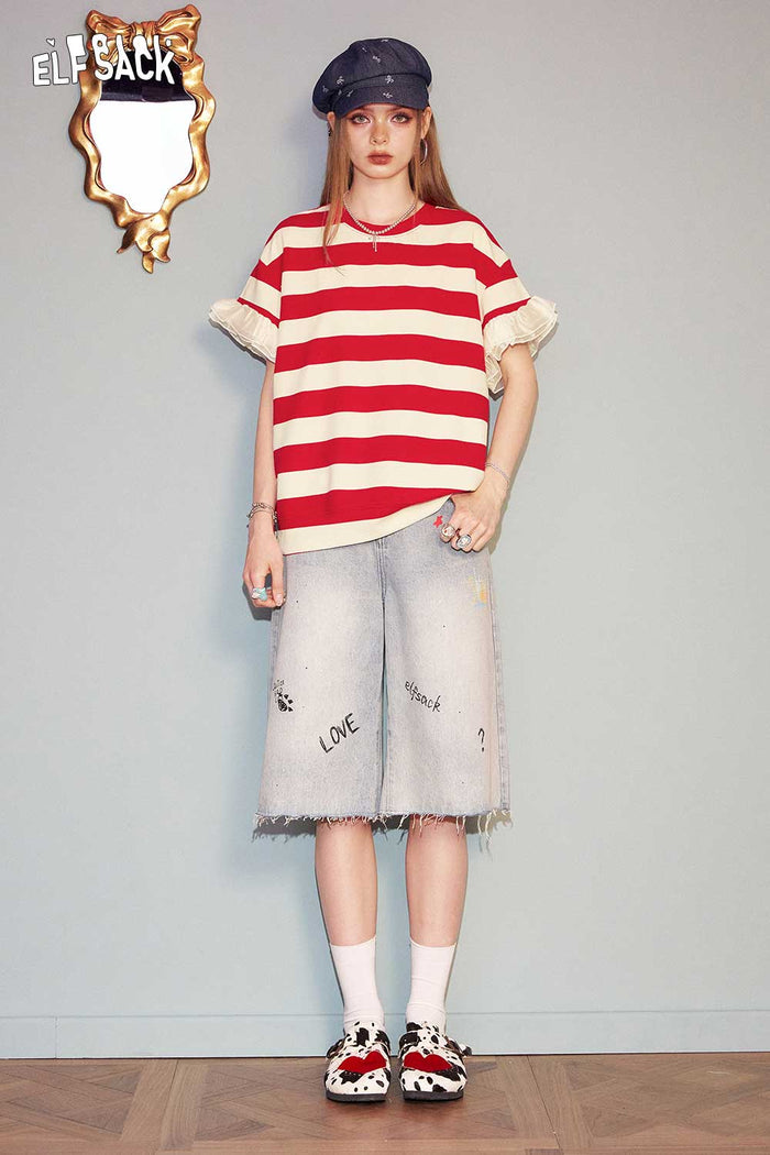 ELFSACK Retro Red White Striped Oversized Tee