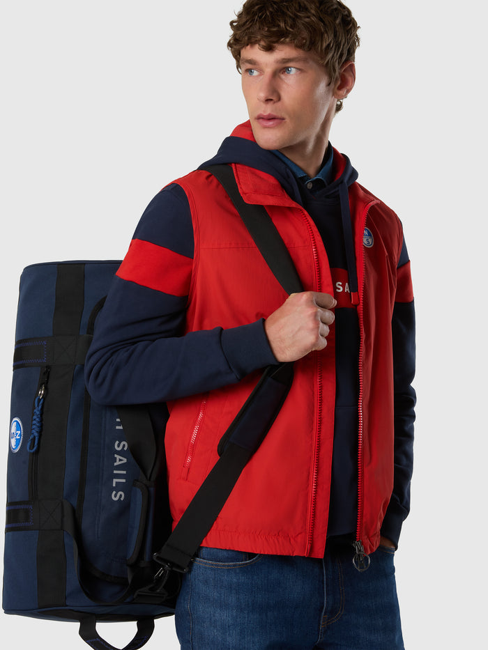 2 | Molten lava | sailor-vest-603401