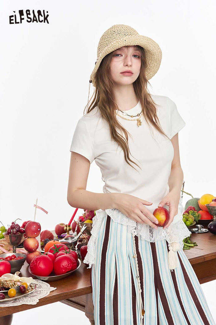 ELFSACK Slim White Lace Ruffle Top