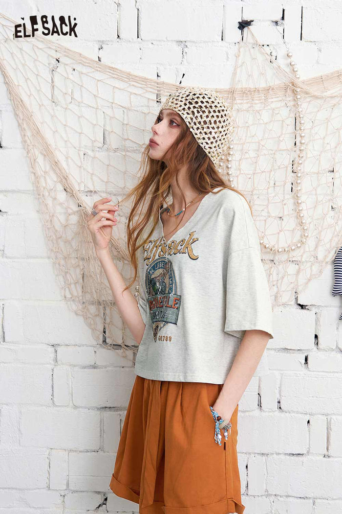 ELFSACK Vintage Logo Print Cropped T-Shirt